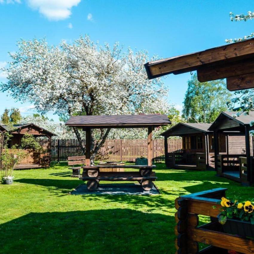 Karjamaa Garden Bungalows Free Parking Пярну Екстериор снимка